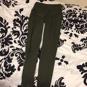 Victoria Sport Knockout Pant with pockets